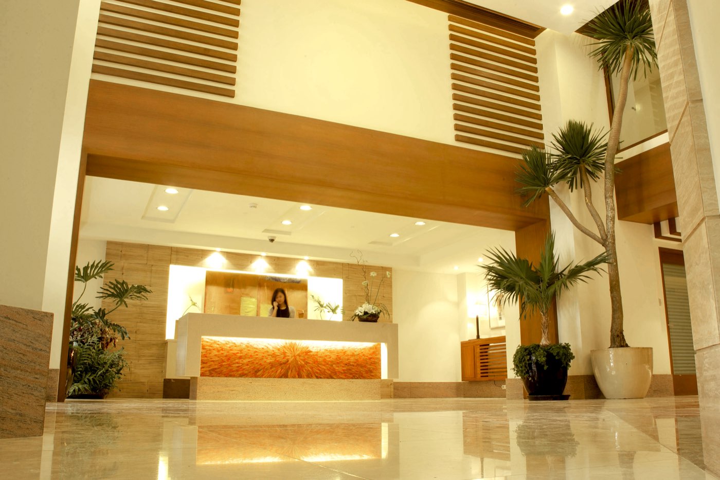 The Presidential Crest Hotel